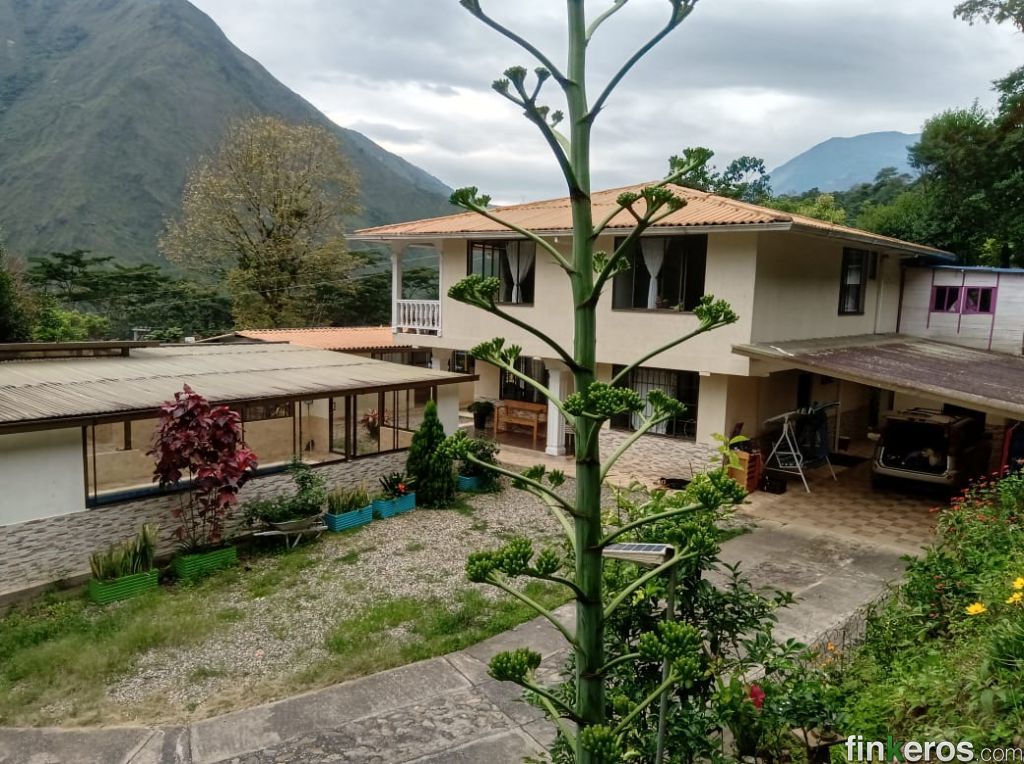 Finca Campestre La Soñada - Finca en Guayabetal, Cundinamarca